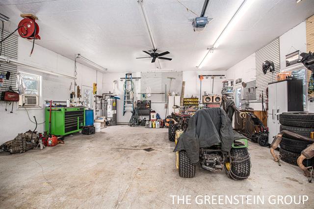 Builiding view twenty three for 1950 Dowling, Hastings, MI. 49058