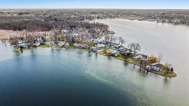Builiding view eleven for 211 North Dr, Brooklyn, MI. 49230