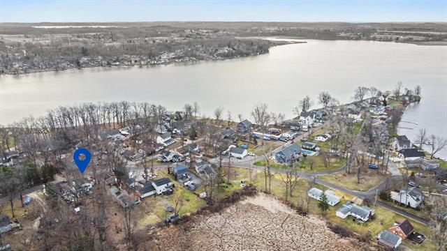 Builiding view fourteen for 211 North Dr, Brooklyn, MI. 49230