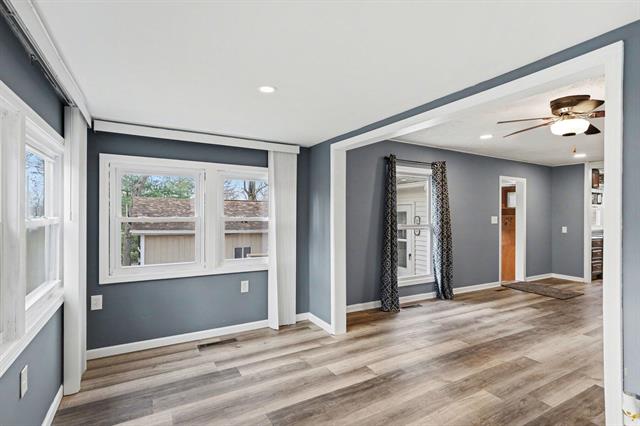 Builiding view two for 211 North Dr, Brooklyn, MI. 49230