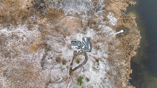 Builiding view fifty seven for 5770 Us 12, Buchanan, MI. 49107