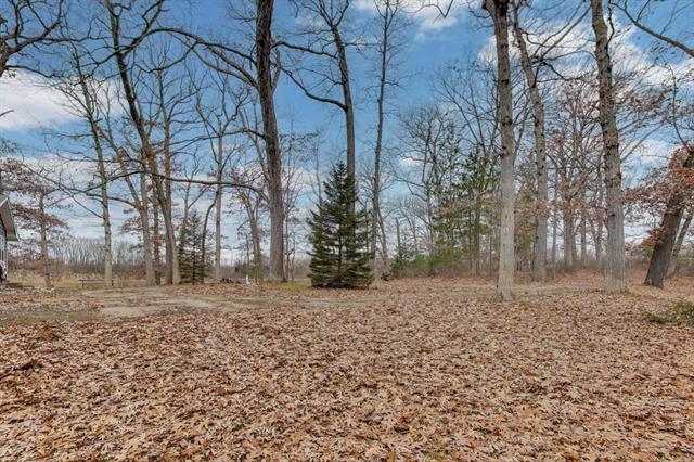 Builiding view forty one for 5770 Us 12, Buchanan, MI. 49107