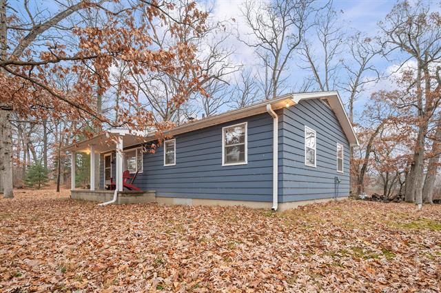 Builiding view seven for 5770 Us 12, Buchanan, MI. 49107