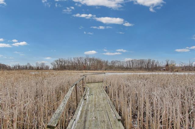 Builiding view thirty seven for 5770 Us 12, Buchanan, MI. 49107