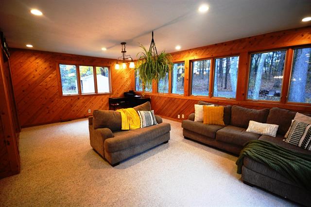 Builiding view fifteen for 70631 Sunrise, Edwardsburg, MI. 49112