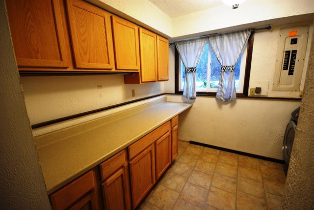 Builiding view forty six for 70631 Sunrise, Edwardsburg, MI. 49112