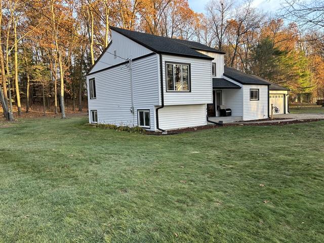 Builiding view four for 70631 Sunrise, Edwardsburg, MI. 49112