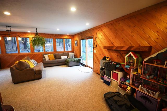 Builiding view fourteen for 70631 Sunrise, Edwardsburg, MI. 49112