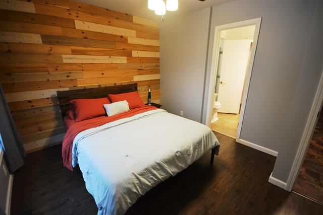 Builiding view thirty five for 70631 Sunrise, Edwardsburg, MI. 49112