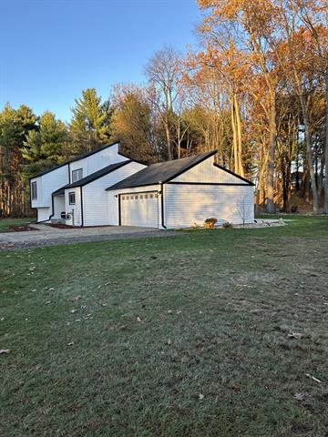 Builiding view three for 70631 Sunrise, Edwardsburg, MI. 49112