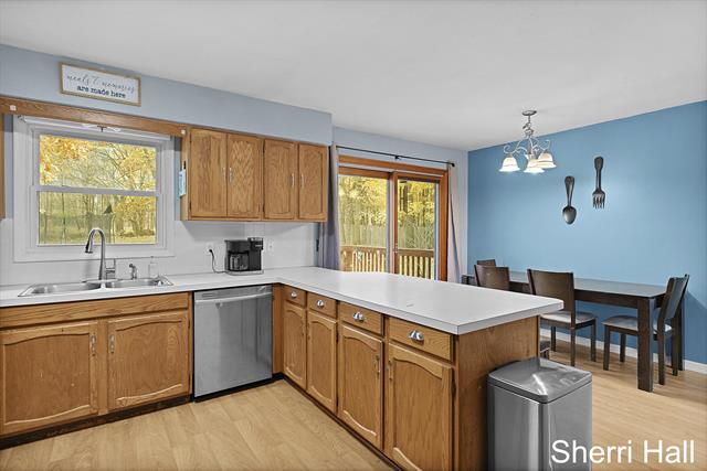 Builiding view nine for 11632 Woodgate, Grand Rapids, MI. 49534