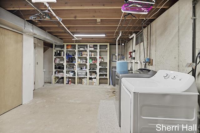 Builiding view twenty for 11632 Woodgate, Grand Rapids, MI. 49534