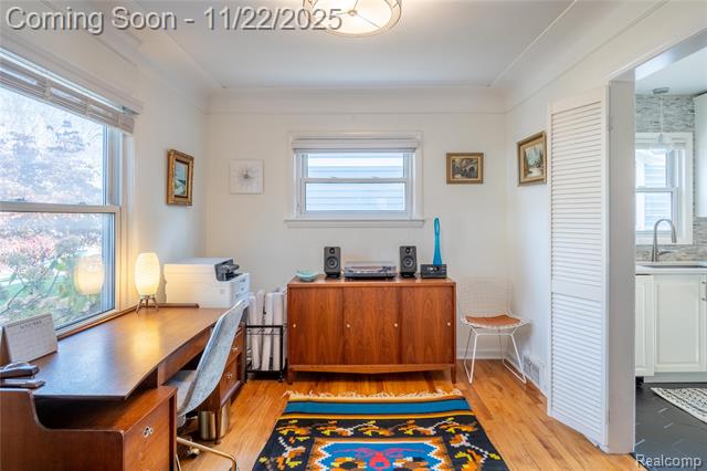 Builiding view eighteen for 1217 Mayfield, Royal Oak, MI. 48067