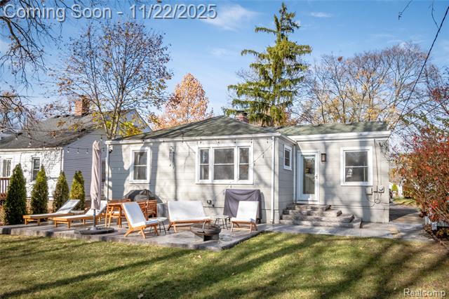 Builiding view thirty eight for 1217 Mayfield, Royal Oak, MI. 48067