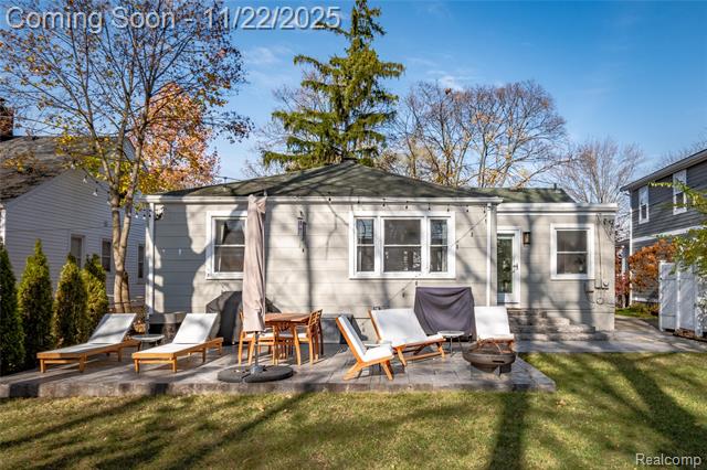 Builiding view thirty nine for 1217 Mayfield, Royal Oak, MI. 48067