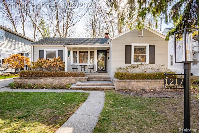 Builiding view thirty three for 1217 Mayfield, Royal Oak, MI. 48067