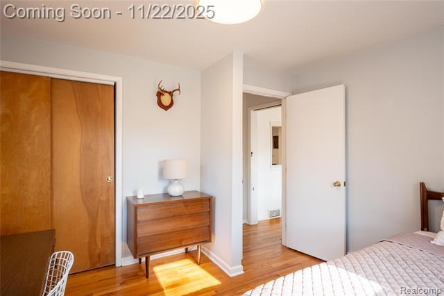 Builiding view twenty for 1217 Mayfield, Royal Oak, MI. 48067