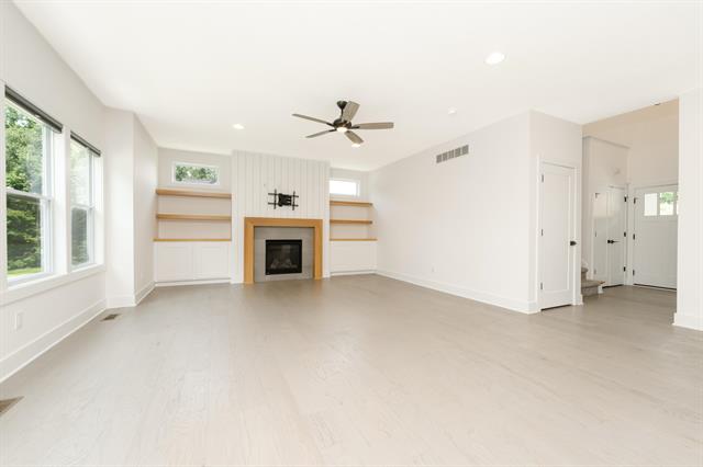 Builiding view eight for 2034 Sienna Street, Kalamazoo, MI. 49009