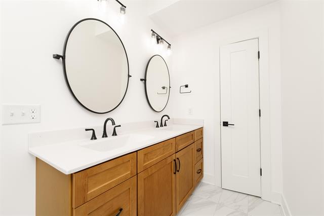 Builiding view twenty one for 2034 Sienna Street, Kalamazoo, MI. 49009