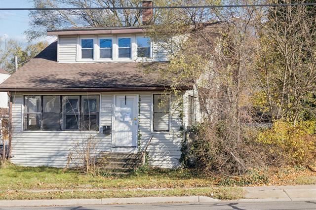 Builiding view one for 2303 Portage, Kalamazoo, MI. 49001