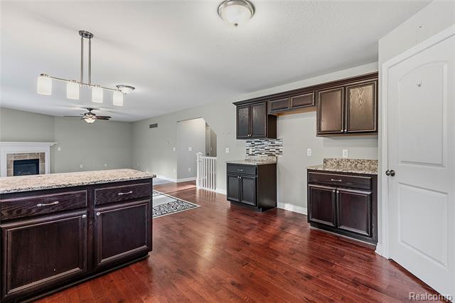 Builiding view nine for 38124 Cobble Creek, Sterling Heights, MI. 48312
