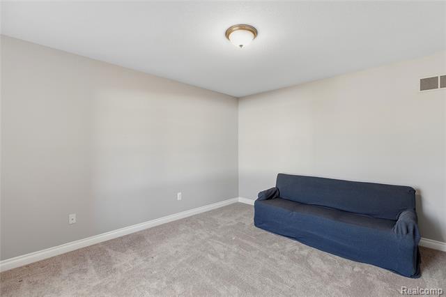 Builiding view ten for 38124 Cobble Creek, Sterling Heights, MI. 48312
