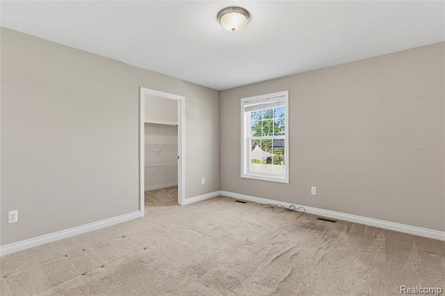 Builiding view twenty one for 38124 Cobble Creek, Sterling Heights, MI. 48312