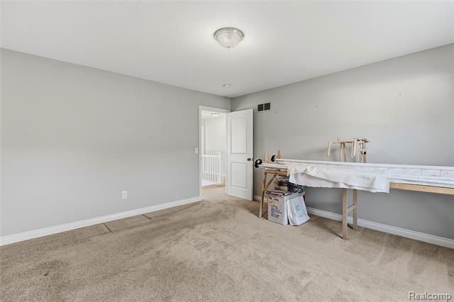 Builiding view twenty for 38124 Cobble Creek, Sterling Heights, MI. 48312