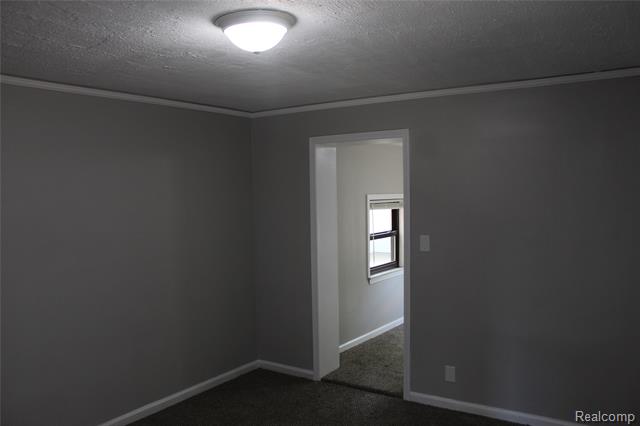 Builiding view eighteen for 5543 Balfour, Detroit, MI. 48224