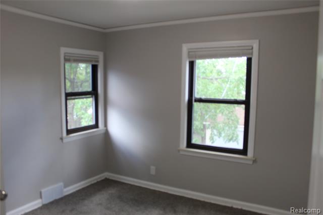Builiding view thirty nine for 5543 Balfour, Detroit, MI. 48224