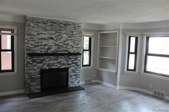 Builiding view twenty seven for 5543 Balfour, Detroit, MI. 48224