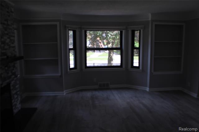 Builiding view twenty three for 5543 Balfour, Detroit, MI. 48224