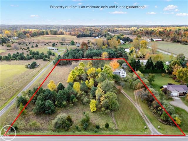 Builiding view fifty one for 2538 Burnside, North Branch, MI. 48461