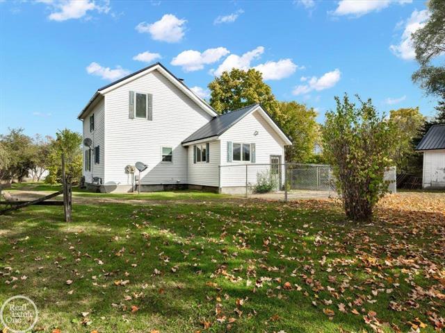 Builiding view fifty three for 2538 Burnside, North Branch, MI. 48461