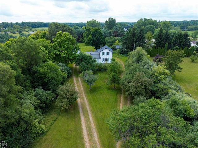 Builiding view forty nine for 2538 Burnside, North Branch, MI. 48461