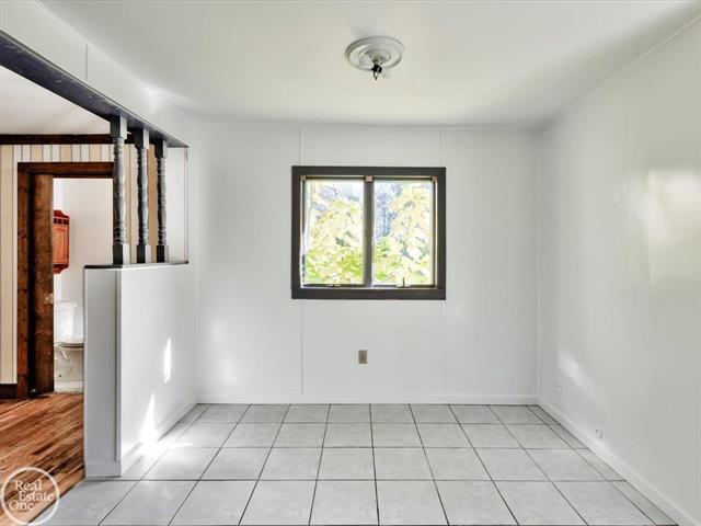 Builiding view seven for 2538 Burnside, North Branch, MI. 48461