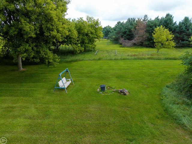 Builiding view thirty five for 2538 Burnside, North Branch, MI. 48461