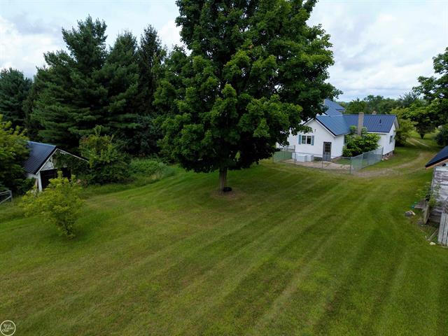 Builiding view thirty six for 2538 Burnside, North Branch, MI. 48461