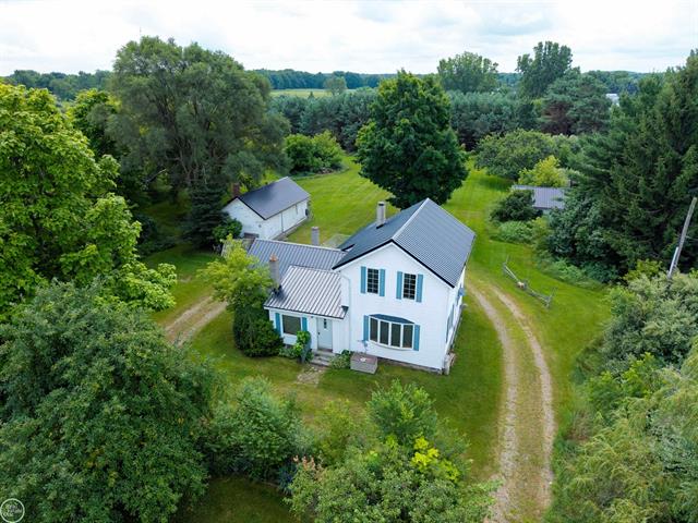 Builiding view twenty five for 2538 Burnside, North Branch, MI. 48461