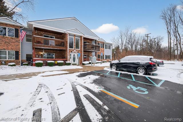 Builiding view two for 1509 Shoemaker, Westland, MI. 48185