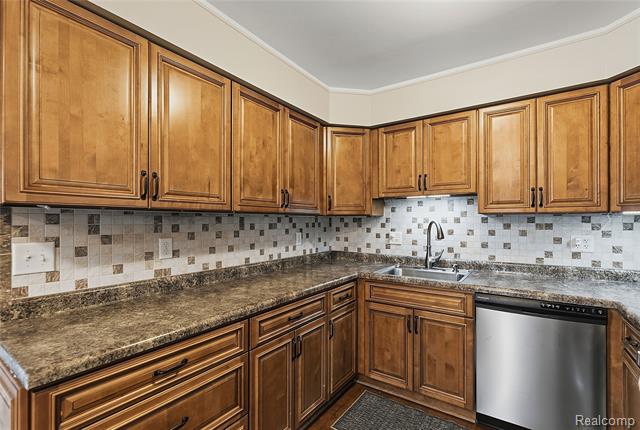 Builiding view five for 49990 Helfer, Wixom, MI. 48393