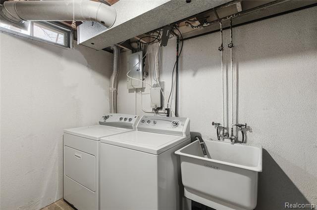 Builiding view thirteen for 49990 Helfer, Wixom, MI. 48393