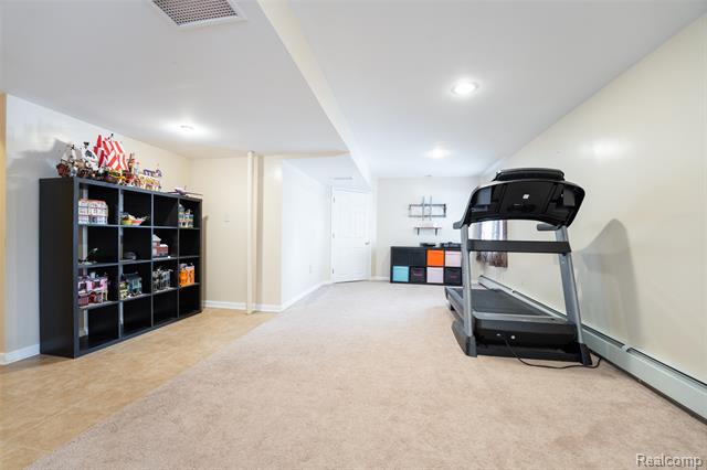 Builiding view thirty five for 2686 Magnolia Garden, Howell, MI. 48843