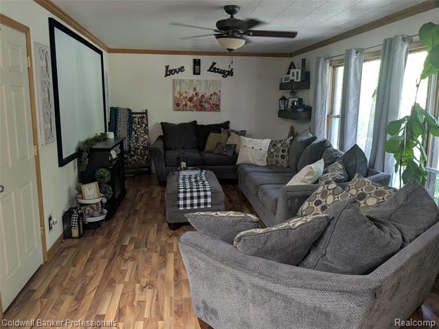 Builiding view eighteen for 4049 Slattery, North Branch, MI. 48461