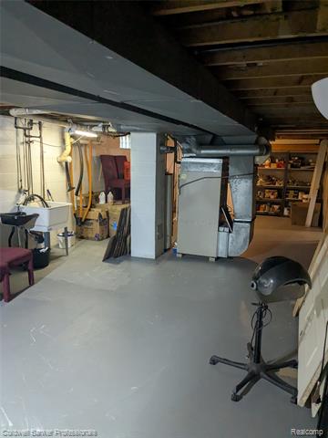 Builiding view thirty five for 4049 Slattery, North Branch, MI. 48461