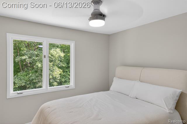 Builiding view fifty two for 9961 Cross Creek, South Lyon, MI. 48178