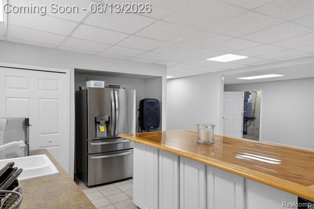 Builiding view seventy six for 9961 Cross Creek, South Lyon, MI. 48178