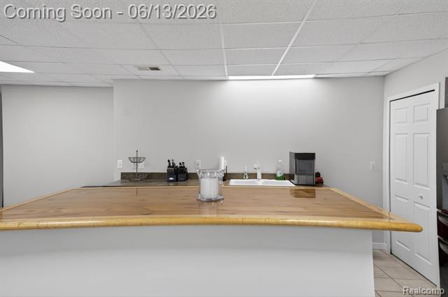 Builiding view seventy three for 9961 Cross Creek, South Lyon, MI. 48178