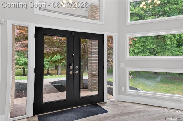 Builiding view twelve for 9961 Cross Creek, South Lyon, MI. 48178