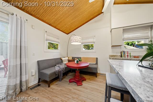 Builiding view fourteen for 1117 N Vermont, Royal Oak, MI. 48067